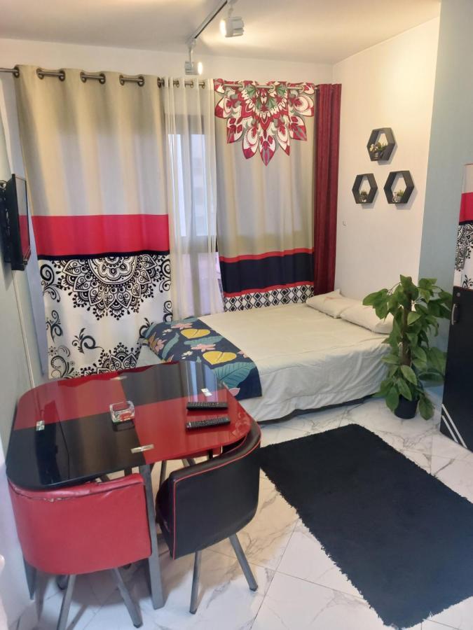 Apartmán بورتو سعيد - Porto Said 'Ezbet Shalabi el-Rudi Exteriér fotografie